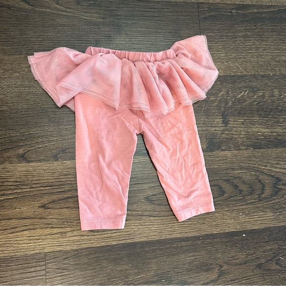 Children’s Place 3-6 Month pink tulle skirted leggings - Picture 2 of 3